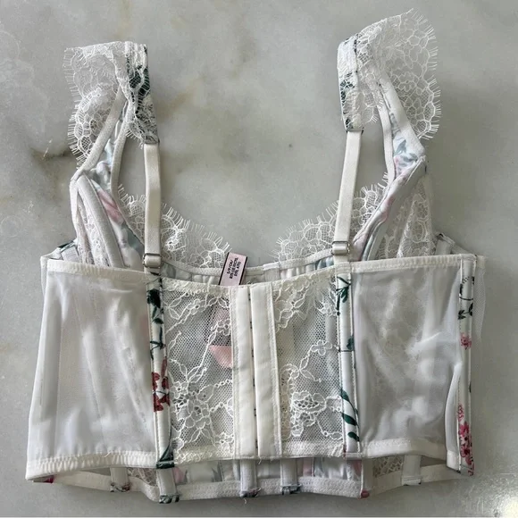 Victoria Secret Corset 🤍✨ BRAND NEW WITHOUT TAGS - Picture 3 of 4